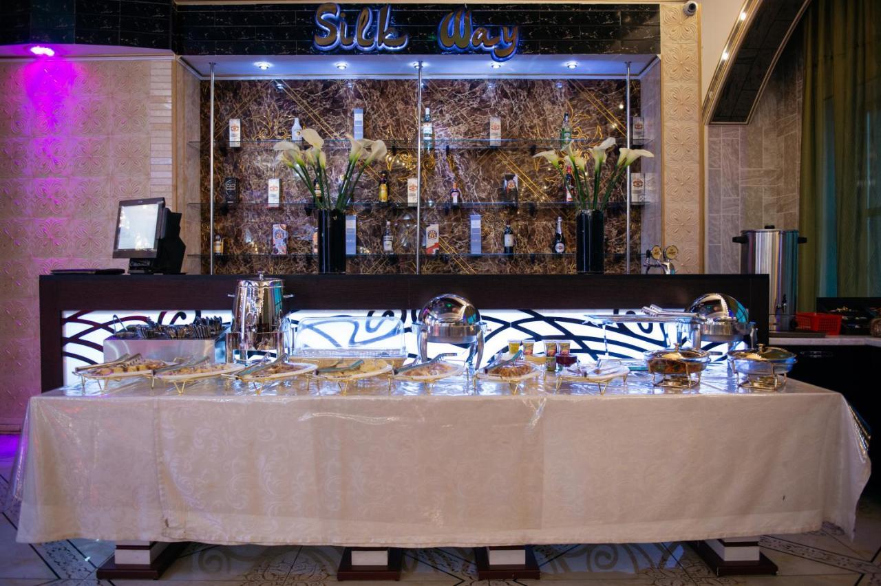 Hotel Zhibek Zholy Shymkent Esterno foto
